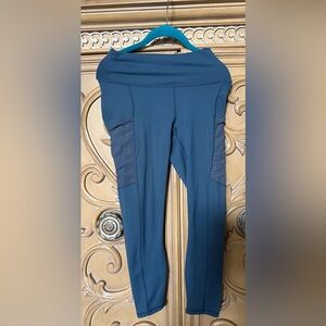 Fabletics capri PowerHold Leggings in blue side pockets high waist guc xxs